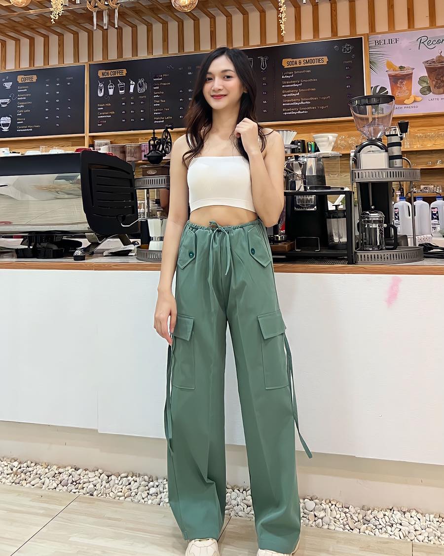 SALE LIVE !! π₯π (PACK - 3) Straight-leg pants with horizontal pockets