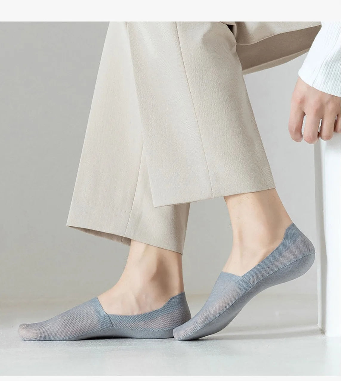 Ultra-Light Breathable Crew Socks