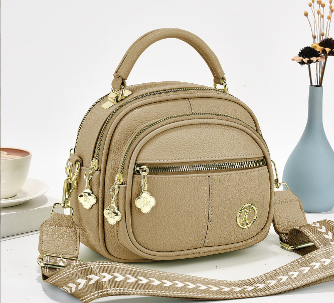 UrbanEssence Leather Bag